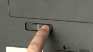 finger push to remove the gateway laptop battery